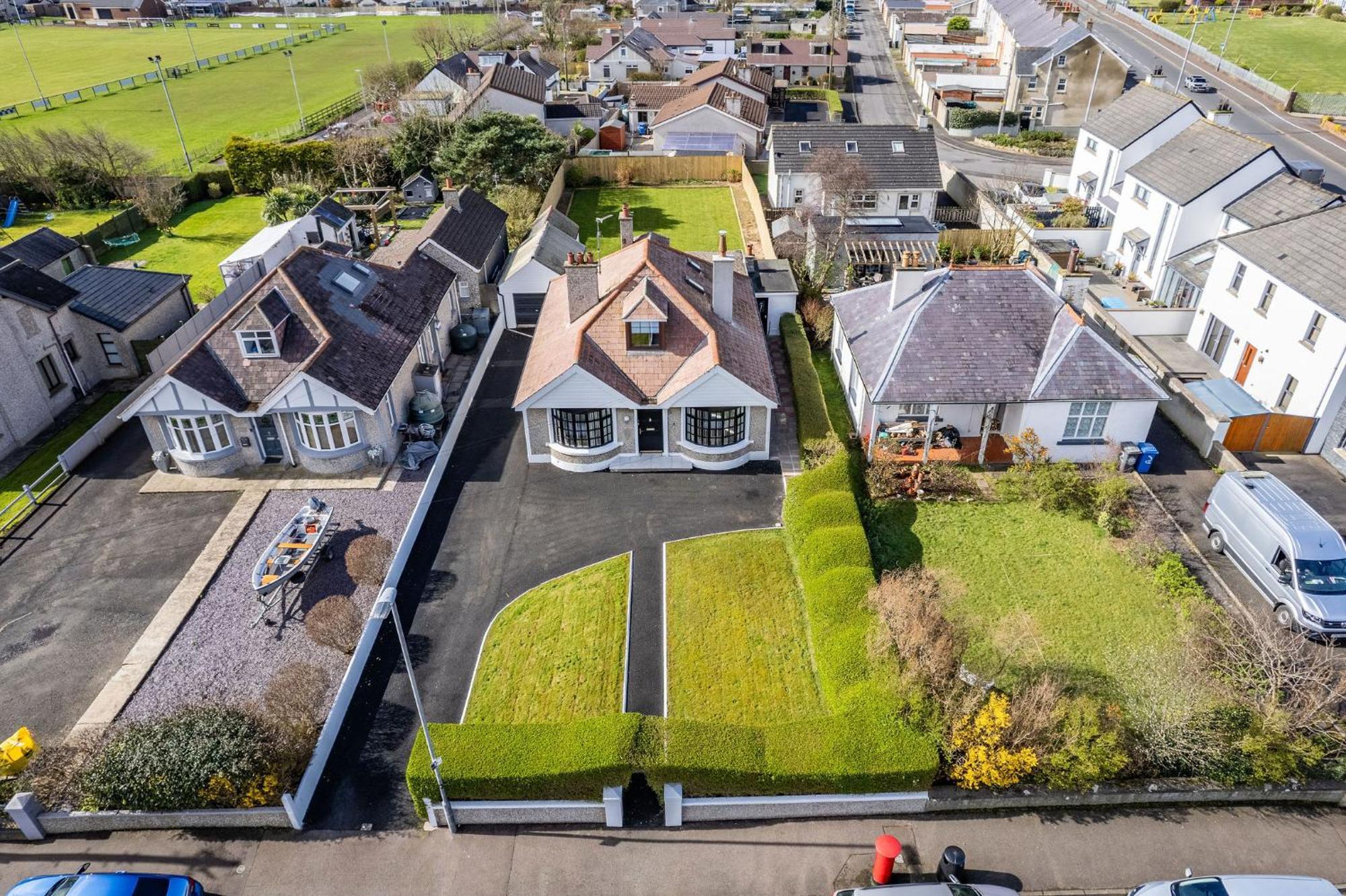 Portrush By The Tee Villa Exterior photo